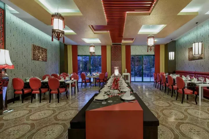 Delphin Deluxe Resort restoranas China House kinų virtuvė