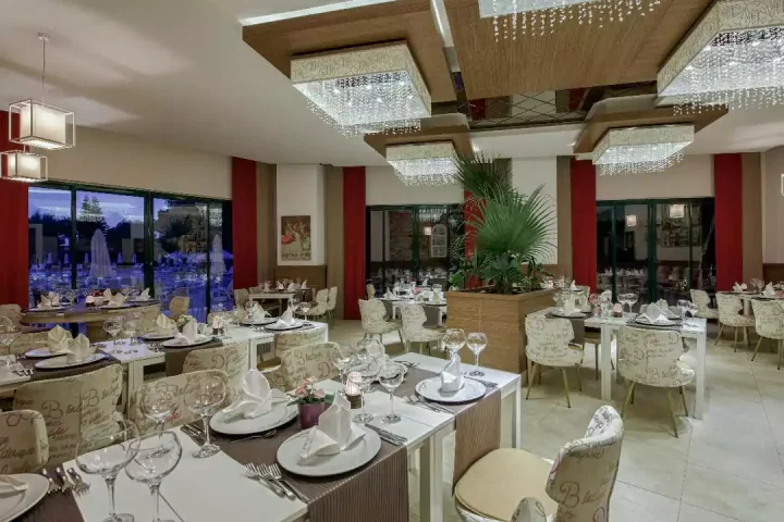 Delphin Deluxe Resort restoranas Dolce Vita itališka virtuvė